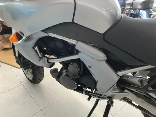 Kawasaki Versys 650 Plata