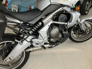 Kawasaki Versys 650 Plata