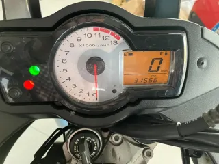 Kawasaki Versys 650 Plata