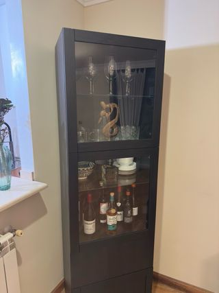 Vitrina expositora cristal y madera