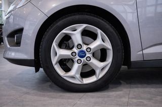Ford C-MAX *IMPECABLE*