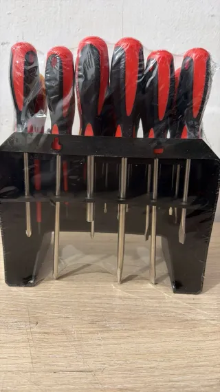 Juego de destornilladores y puntas