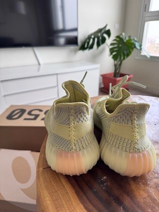 Adidas Yeezy Boost 350 V2