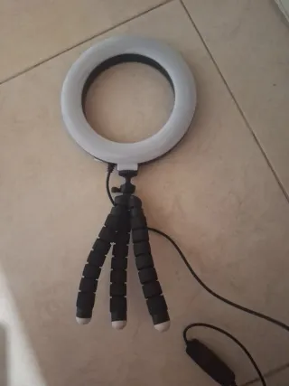 Aro de luz con trípode flexible