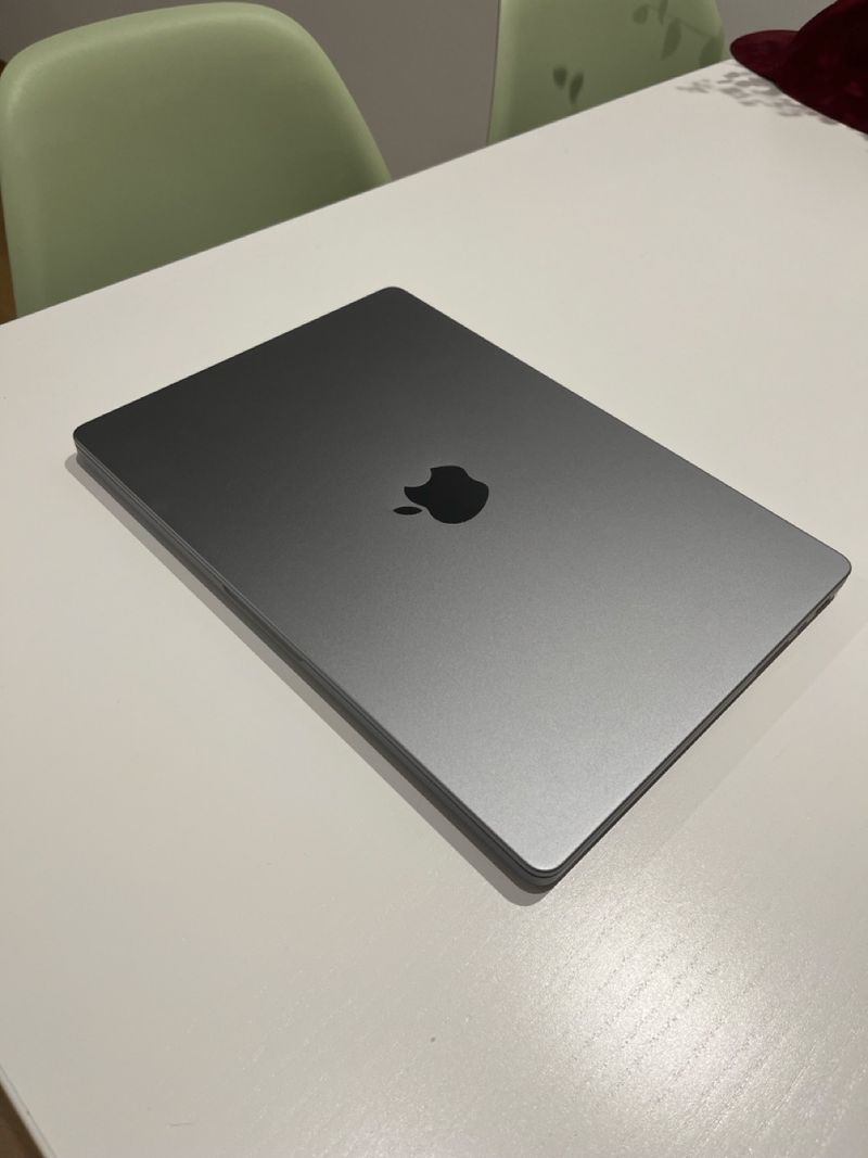 MacBook Pro M1 Pro - 16GB RAM + 512GB