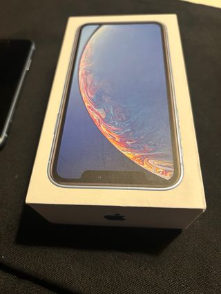 iPhone XR impeccabile, senza un graffio