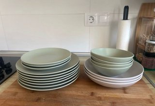 Set Platos IKEA Verde y Gris (17 piezas)