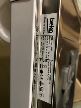 Lavastoviglie Beko DFN05211W A+