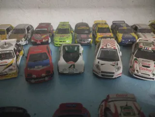 Lote 90 Coches a escala 1:43