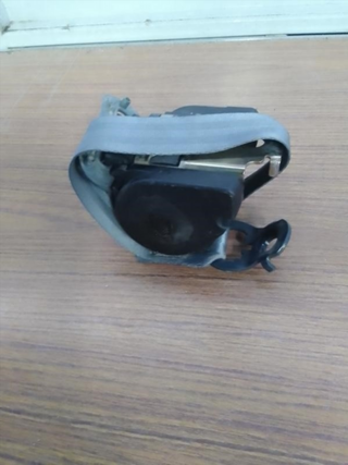 Cinturon seguridad trasero derecho Renault