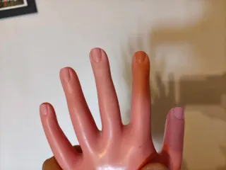 Mano silicone esposizione