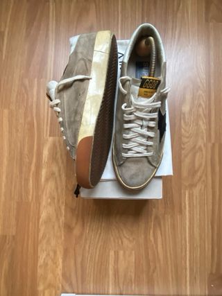 Golden Goose Sneakers