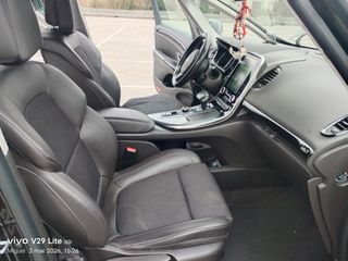 Renault Espace 2017 diesel en excelente estado.