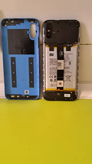 Xiaomi M2006C3LVG Carcasa y Batería