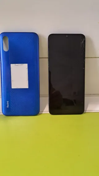 Xiaomi M2006C3LVG Carcasa y Batería