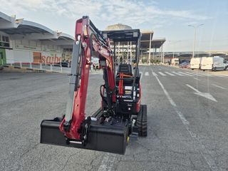 Mini excavadora marca Yanmar VIO17 de 1,7 Tn
