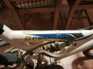 Bicicleta Decathlon Rockrider Blanca