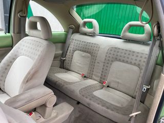 Volkswagen Beetle 2000