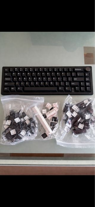 Teclado Gmk67 Minimalista + Keycaps