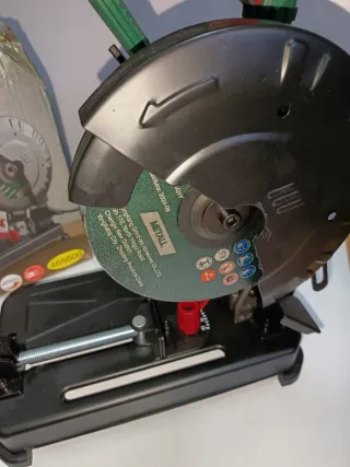 Tronzadora de Metal Parkside nuevo