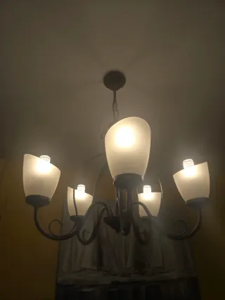 Lámpara de salón de hierro forjado