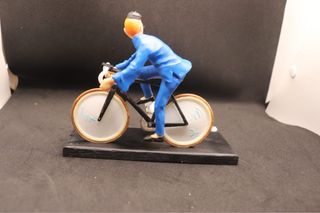 Figura Tintin y Milú en bici resina ABS