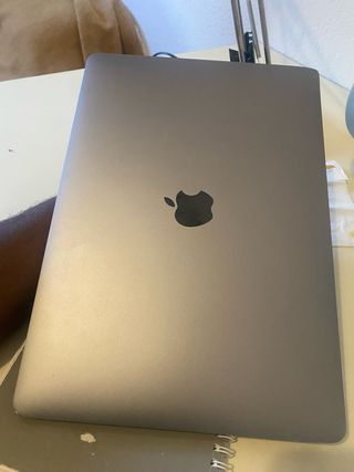 MacBook Pro Gris Espacial
