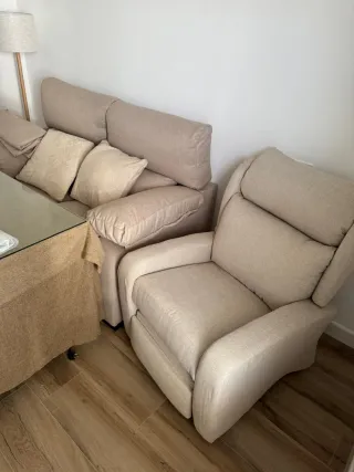 Sofá Cama. Conjunto 3 + 2 plazas. Butaca relax