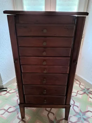 Joyero de madera con cajones,espejo y puertas