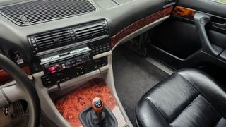 BMW 735i E32 (1987) - Clásico