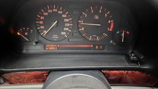 BMW 735i E32 (1987) - Clásico