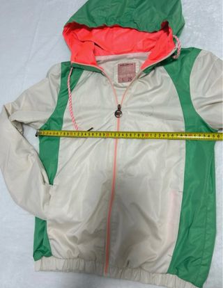 Pull&Bear cortavientos mujer Talla S