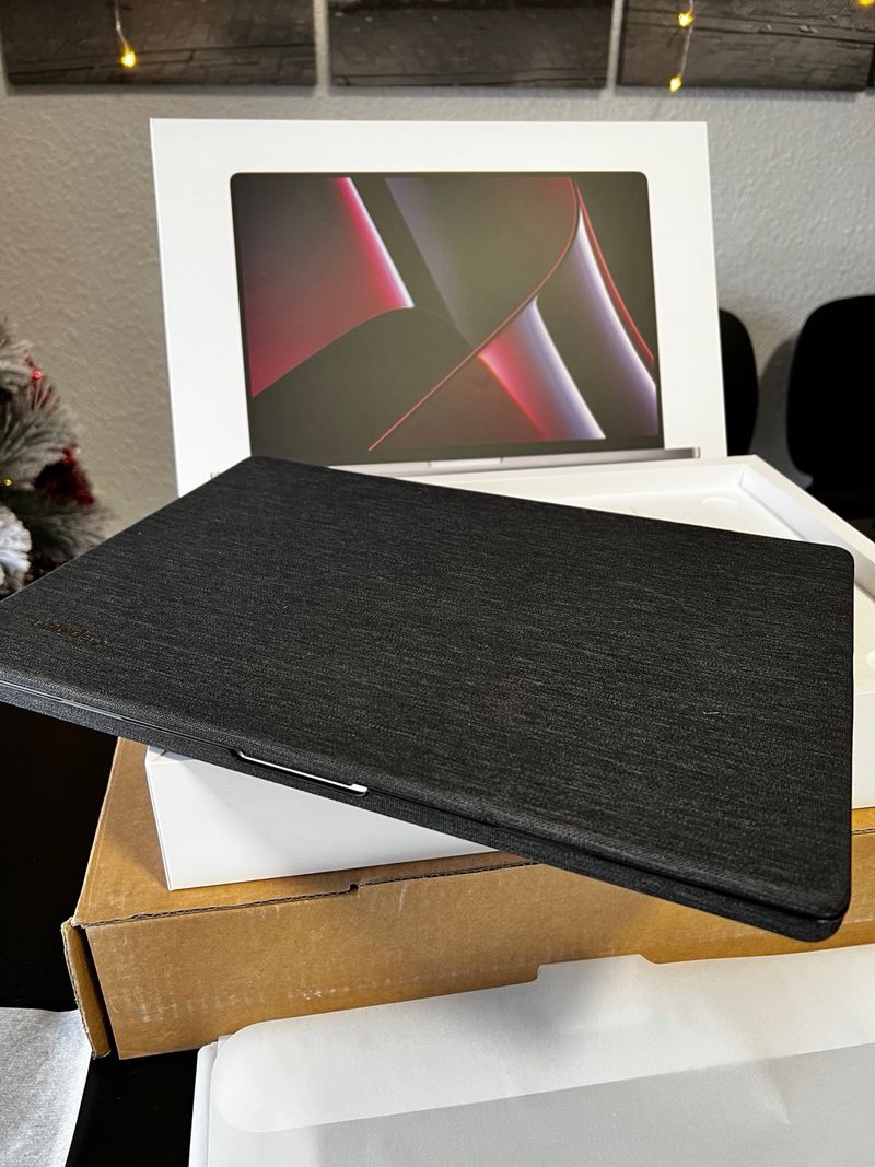 MacBook Pro M2 MAX 64GB afbeelding 4
