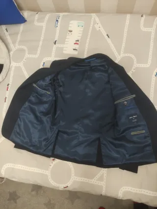 Americana Álvaro Moreno.  Talla 9-10 Azul Mari