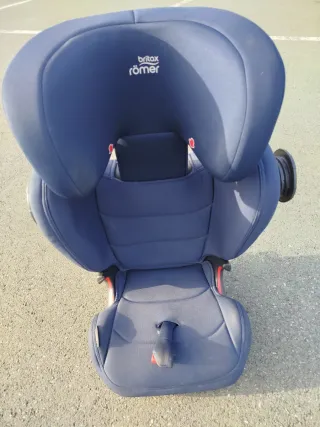 Sillita coche Britax Römer azul KIDFIX III M
