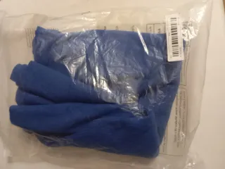 Jersey de punto azul eléctrico talla M.