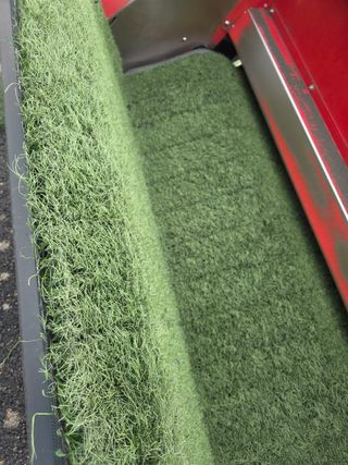 Césped artificial verde