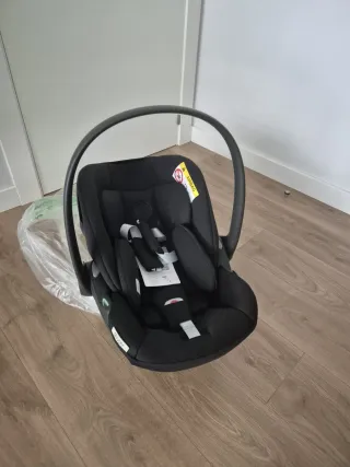 Silla coche (bebe) Cybex Cloud G i-Size Negra