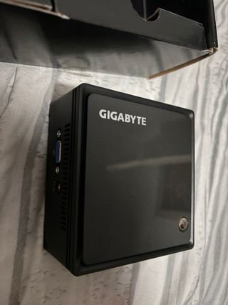 Gigabyte Brix Ultra Compact PC Kit