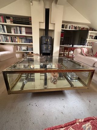 Butacas y armarios antiguos. Art Deco