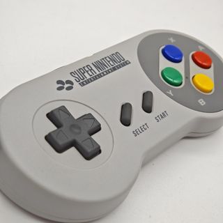 CONSOLA NINTENDO CLASSIC MINI CON DOS MANDOS + CAJA