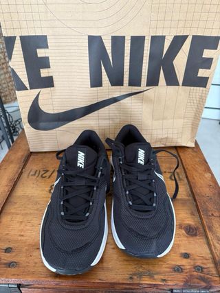 Zapatillas Nike Legend Essential 3 Mujer