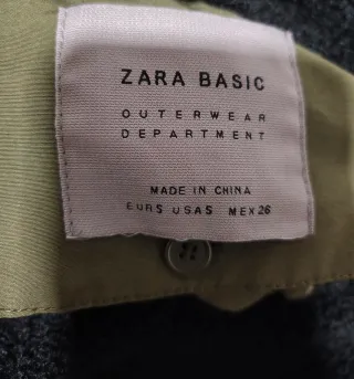 Abrigo de Zara S, verde con pelo en el gorro
