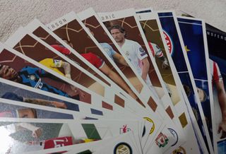 CAJA FUTBOL BEST OF THE BEST 20-21 CON 21 CROMOS