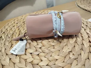 Porta joyas beige y rosa