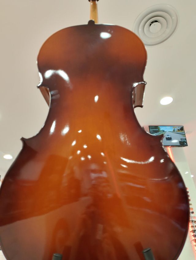 VIOLONCHELO 4/4 B&H 400 + FUNDA