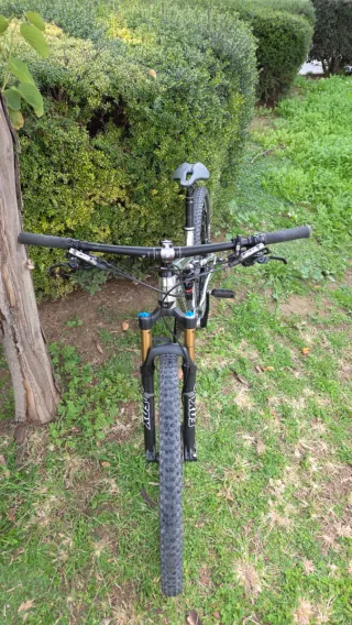 Trek Fuel EX 9 (29) Full XT y Kashima