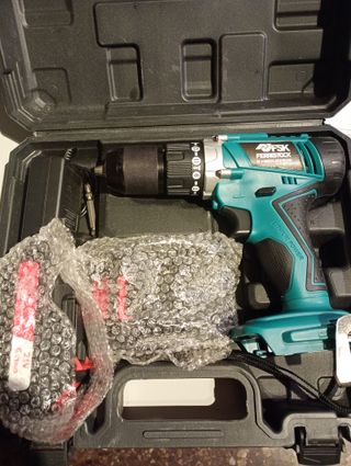 Taladro Atornillador 21V 2 Baterías 2Ah