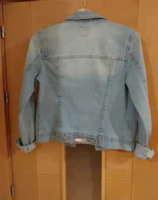 Chaqueta Vaquera Stradivarius Talla S