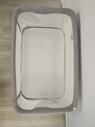 Cuna de bebé como nueva